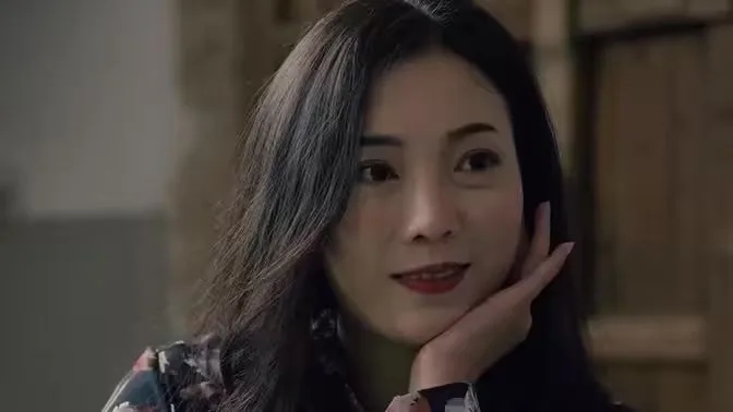 村超小峰海报