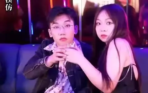 龙王蒙圈这个反派开了挂海报